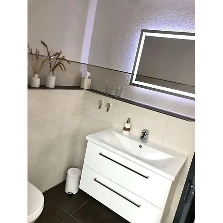 Spacious Near Ski-lift Apartment