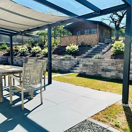 Spacious Near Ski-lift *